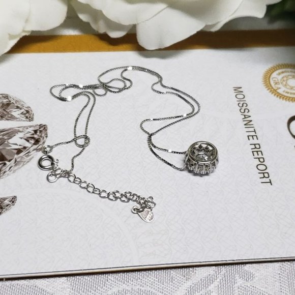 1 Carat Moissanite Flower Necklace with 925 Sterling Silver Chain - Picture 4 of 8